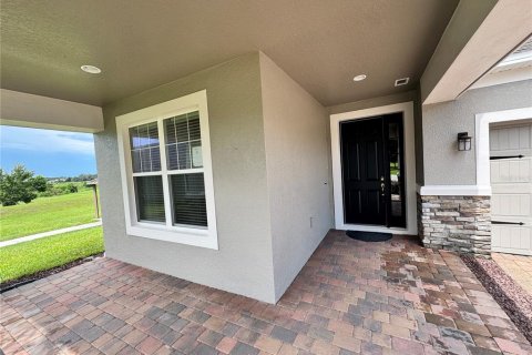 Villa ou maison à louer à Sorrento, Floride: 4 chambres, 213.68 m2 № 2166965 - photo 3