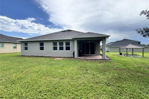 Villa ou maison à louer à Sorrento, Floride: 4 chambres, 213.68 m2 № 2166965 - photo 22
