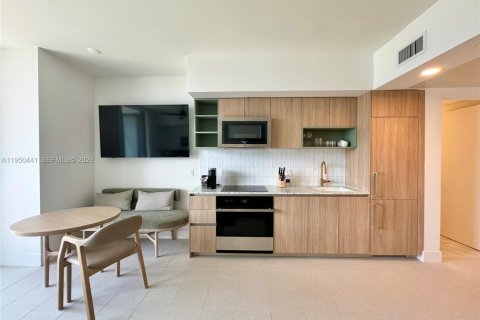 Студия в кондо в Майами, Флорида № 2007252