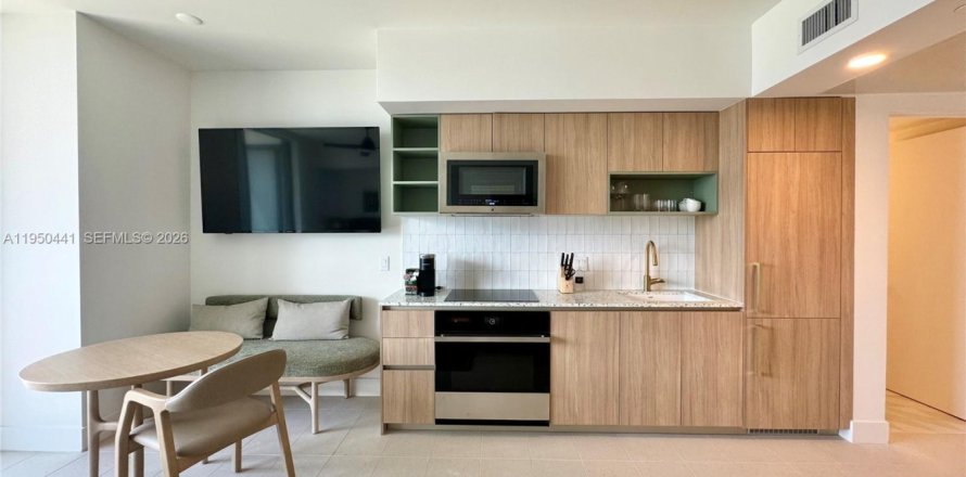 Студия в кондо в Майами, Флорида № 2007252