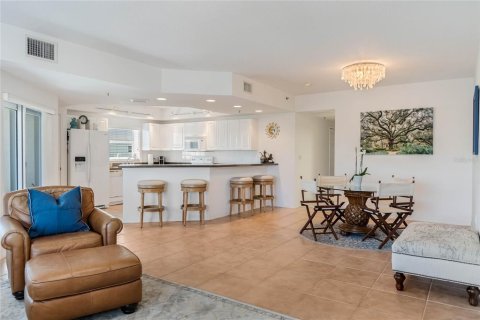Condo in New Smyrna Beach, Florida, 3 bedrooms  № 1526651 - photo 7