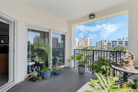 Condo in New Smyrna Beach, Florida, 3 bedrooms  № 1526651 - photo 6