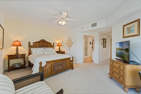 Condo in New Smyrna Beach, Florida, 3 bedrooms  № 1526651 - photo 17