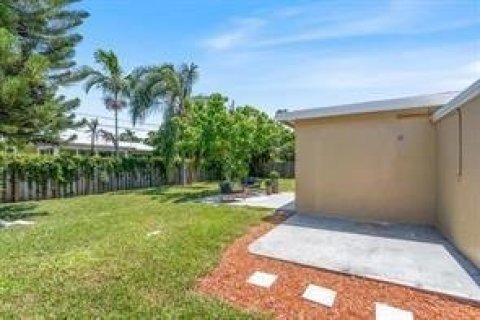 Villa ou maison à vendre à Pompano Beach, Floride: 3 chambres, 111.85 m2 № 1142348 - photo 1