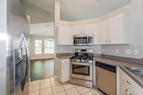 House in Riverview, Florida 3 bedrooms, 153.85 sq.m. № 1902775 - photo 2