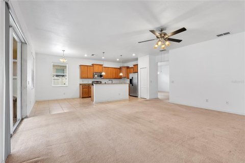 Villa ou maison à vendre à Orlando, Floride: 4 chambres, 196.4 m2 № 2402842 - photo 14