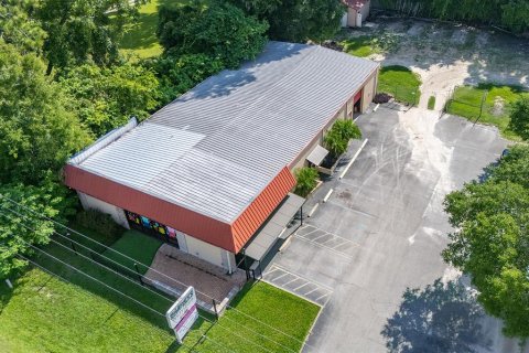 Купить коммерческую недвижимость в Ньюбери, Флорида 478.17м2, № 1904358 - фото 15
