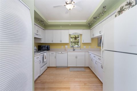 Condo in Venice, Florida, 3 bedrooms  № 1718131 - photo 9