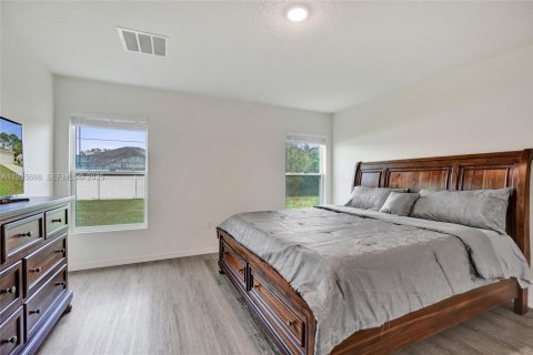 Casa en venta en Port St. Lucie, Florida, 5 dormitorios, 197.32 m2 № 1993859 - foto 21