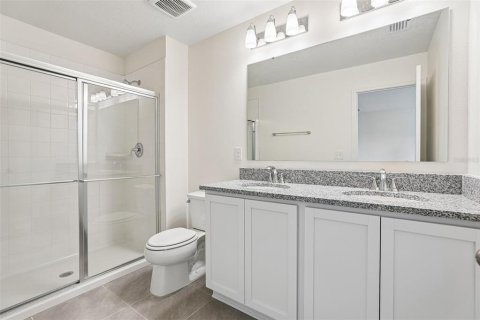 Townhouse in Lake Wales, Florida 3 bedrooms, 144.65 sq.m. № 2379404 - photo 9