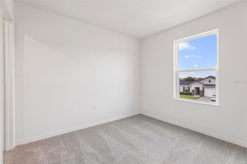 Townhouse in Lake Wales, Florida 3 bedrooms, 144.65 sq.m. № 2379404 - photo 12