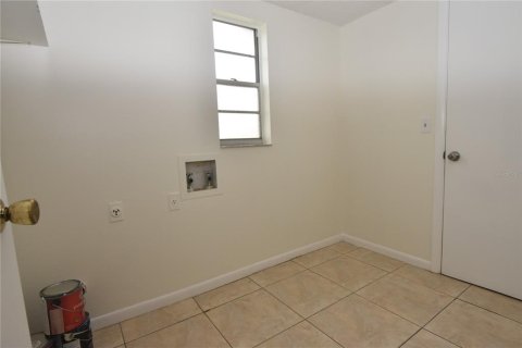 House in Tampa, Florida 3 bedrooms, 130.71 sq.m. № 2277268 - photo 11