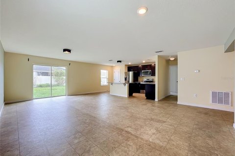 House in Wimauma, Florida 3 bedrooms, 141.58 sq.m. № 2231449 - photo 5