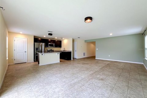 House in Wimauma, Florida 3 bedrooms, 141.58 sq.m. № 2231449 - photo 7