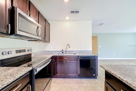 House in Wimauma, Florida 3 bedrooms, 141.58 sq.m. № 2231449 - photo 10