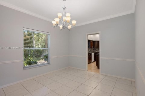 House in Vero Beach, Florida 4 bedrooms, 307.41 sq.m. № 1891040 - photo 27