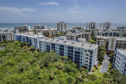 Copropriété à vendre à New Smyrna Beach, Floride: 3 chambres, 157.75 m2 № 1852932 - photo 29