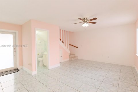 Casa en venta en Sweetwater, Florida, 3 dormitorios, 129.32 m2 № 2178206 - foto 9