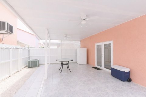 Casa en venta en Sweetwater, Florida, 3 dormitorios, 129.32 m2 № 2178206 - foto 25