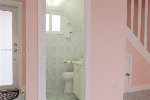 Casa en venta en Sweetwater, Florida, 3 dormitorios, 129.32 m2 № 2178206 - foto 12