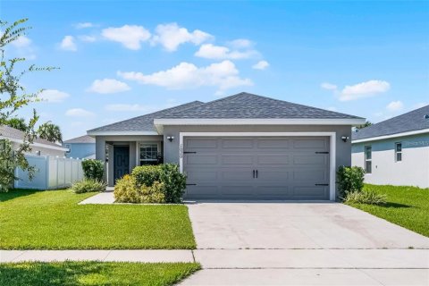 Casa en alquiler en Haines City, Florida, 3 dormitorios, 140.19 m2 № 1910281 - foto 2