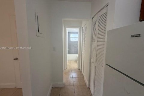 Copropriété à louer à Miami, Floride: 1 chambre № 1963675 - photo 6