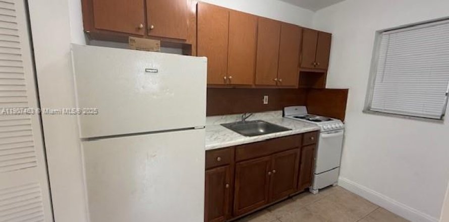 Condo à Miami, Floride, 1 chambre № 1963675
