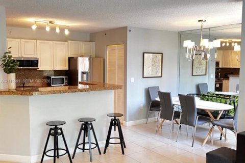 Copropriété à louer à Aventura, Floride: 1 chambre, 69.68 m2 № 2433884 - photo 6