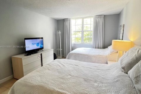 Copropriété à louer à Aventura, Floride: 1 chambre, 69.68 m2 № 2433884 - photo 14