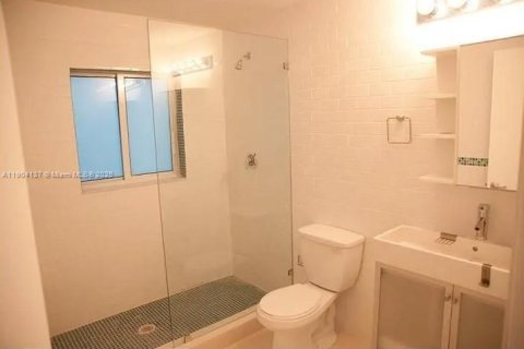 Apartamento en alquiler en Miami Beach, Florida, 1 dormitorio, 54.81 m2 № 2016080 - foto 3