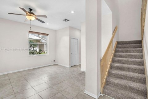 Купить виллу или дом в Купер-Сити, Флорида 4 спальни, 248.05м2, № 2043441 - фото 22