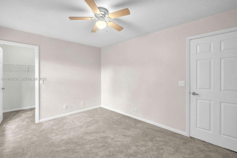 Купить виллу или дом в Купер-Сити, Флорида 4 спальни, 248.05м2, № 2043441 - фото 27