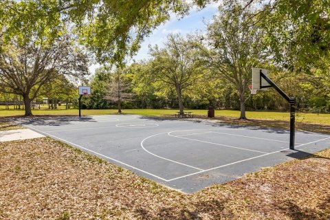 Villa ou maison à vendre à Fern Park, Floride: 4 chambres, 168.52 m2 № 1912528 - photo 25
