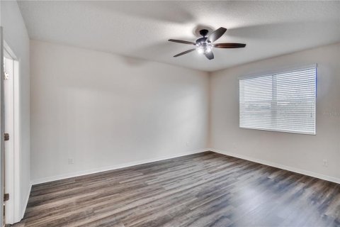 Villa ou maison à vendre à Apopka, Floride: 3 chambres, 216.83 m2 № 2419230 - photo 17