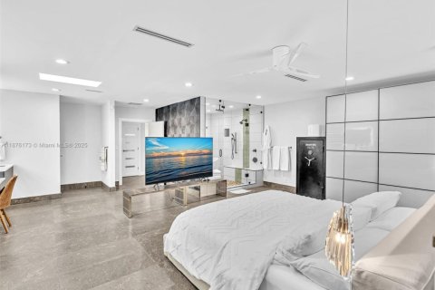 Купить виллу или дом в Холливуд, Флорида 4 спальни, 378.86м2, № 1977499 - фото 24