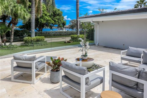 Купить виллу или дом в Холливуд, Флорида 4 спальни, 378.86м2, № 1977499 - фото 2