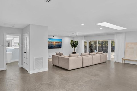 Купить виллу или дом в Холливуд, Флорида 4 спальни, 378.86м2, № 1977499 - фото 18