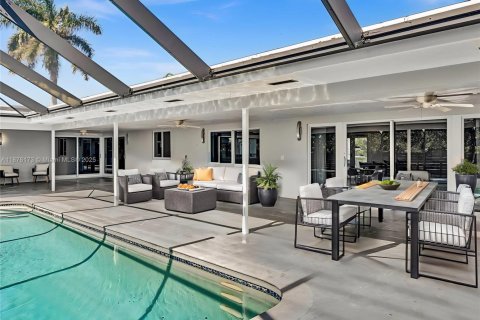 Купить виллу или дом в Холливуд, Флорида 4 спальни, 378.86м2, № 1977499 - фото 8