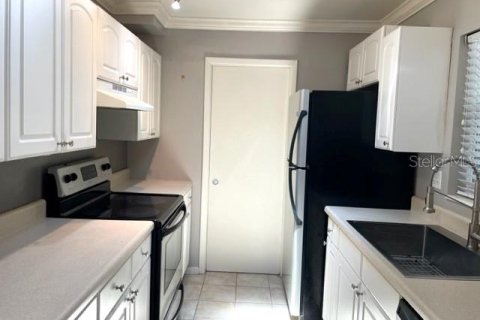 Villa ou maison à louer à Sarasota, Floride: 3 chambres, 119.38 m2 № 1825166 - photo 5