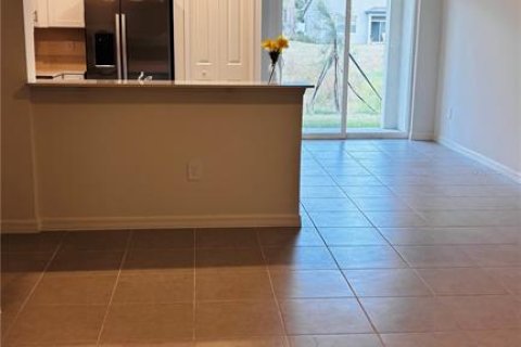 Adosado en alquiler en Zephyrhills, Florida, 3 dormitorios, 151.8 m2 № 1913702 - foto 14