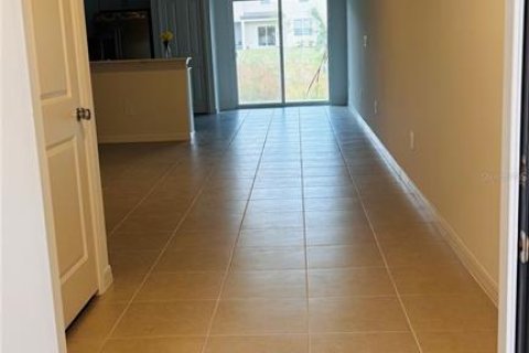 Adosado en alquiler en Zephyrhills, Florida, 3 dormitorios, 151.8 m2 № 1913702 - foto 7