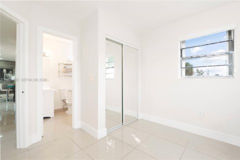 Villa ou maison à vendre à Miami Gardens, Floride: 3 chambres, 86.96 m2 № 1997423 - photo 12