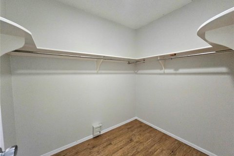 Купить виллу или дом в Брейдентон, Флорида 10 комнат, 164.99м2, № 1812601 - фото 27
