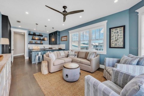 House in Bradenton Beach, Florida 5 bedrooms, 379.78 sq.m. № 1868970 - photo 21