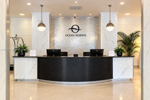 Condo in Sunny Isles Beach, Florida, 1 bedroom  № 2392965 - photo 12
