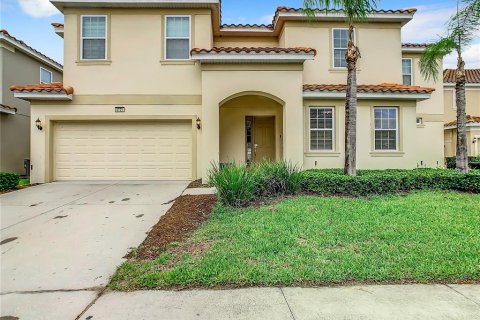 Casa en Davenport, Florida 11 dormitorios, 462 m2 № 2107421