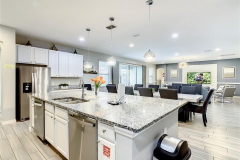 House in Davenport, Florida 11 bedrooms, 462 sq.m. № 2107421 - photo 14
