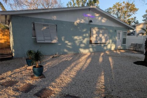 Commercial property in Nokomis, Florida 4 bedrooms, 274.06 sq.m. № 1894420 - photo 2