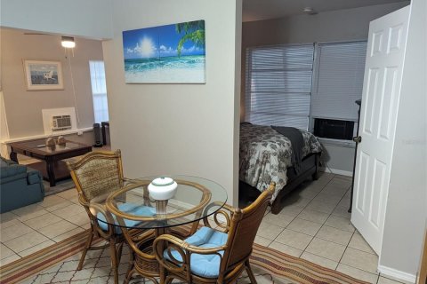 Commercial property in Nokomis, Florida 4 bedrooms, 274.06 sq.m. № 1894420 - photo 12