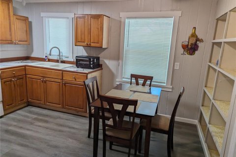 Commercial property in Nokomis, Florida 4 bedrooms, 274.06 sq.m. № 1894420 - photo 9